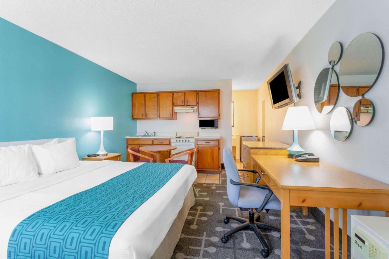 ฮาวเวิร์ด จอห์นสัน บาย วินด์แฮม เวอร์จิเนียบีช Motel ภายนอก รูปภาพ