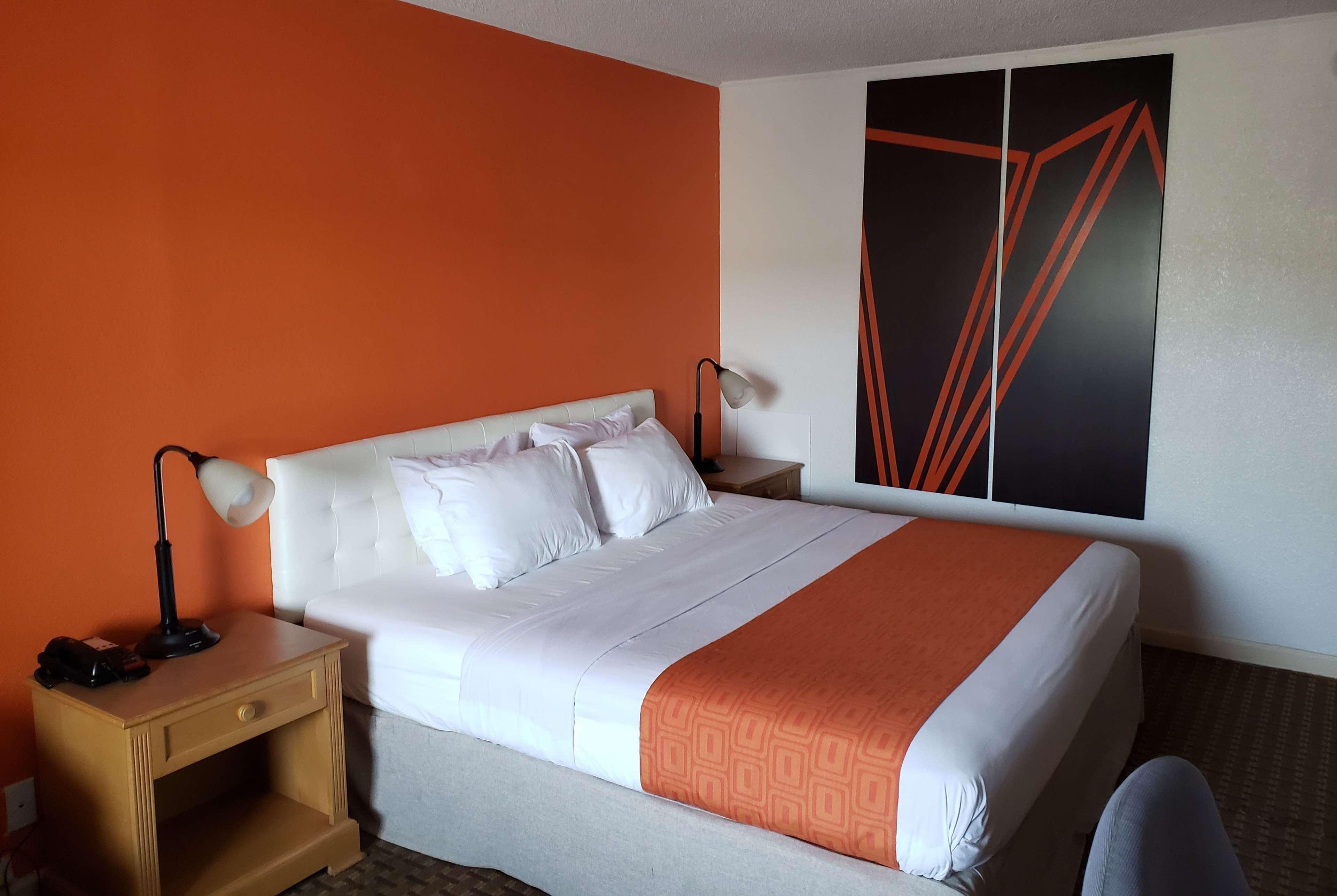 ฮาวเวิร์ด จอห์นสัน บาย วินด์แฮม เวอร์จิเนียบีช Motel ภายนอก รูปภาพ