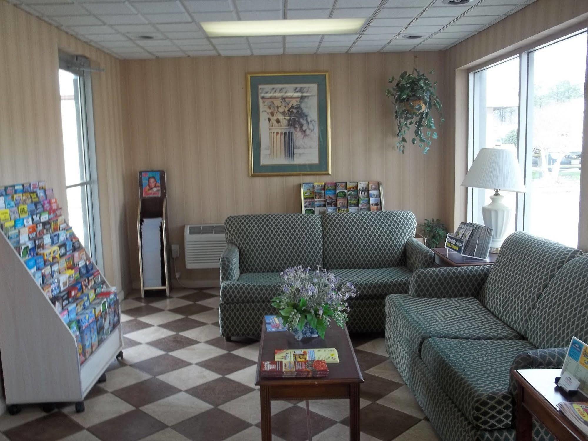 ฮาวเวิร์ด จอห์นสัน บาย วินด์แฮม เวอร์จิเนียบีช Motel ภายนอก รูปภาพ