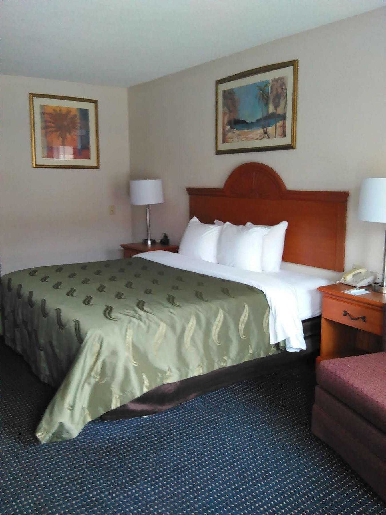 ฮาวเวิร์ด จอห์นสัน บาย วินด์แฮม เวอร์จิเนียบีช Motel ภายนอก รูปภาพ